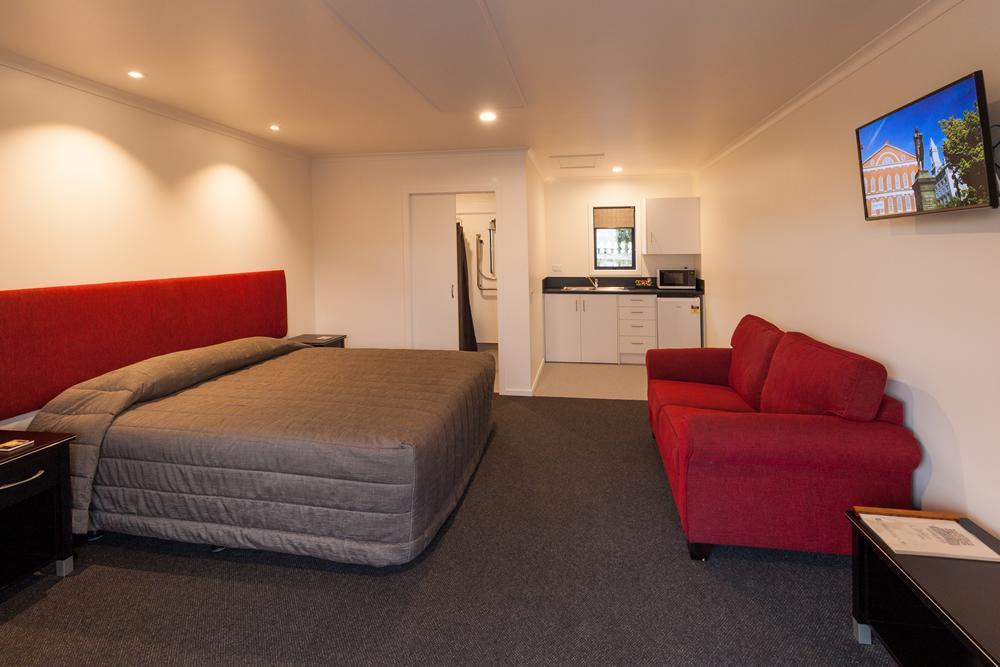Cork And Keg Motel Renwick Eksteriør billede