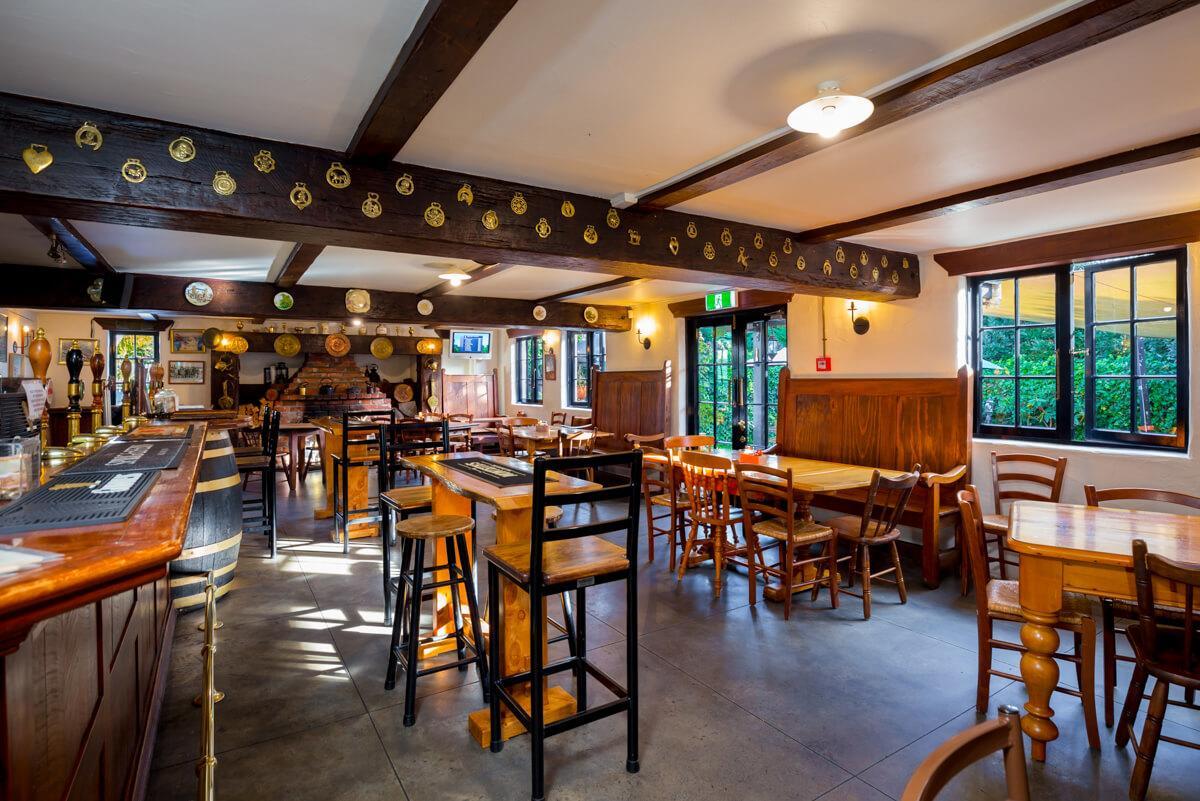 Cork And Keg Motel Renwick Eksteriør billede